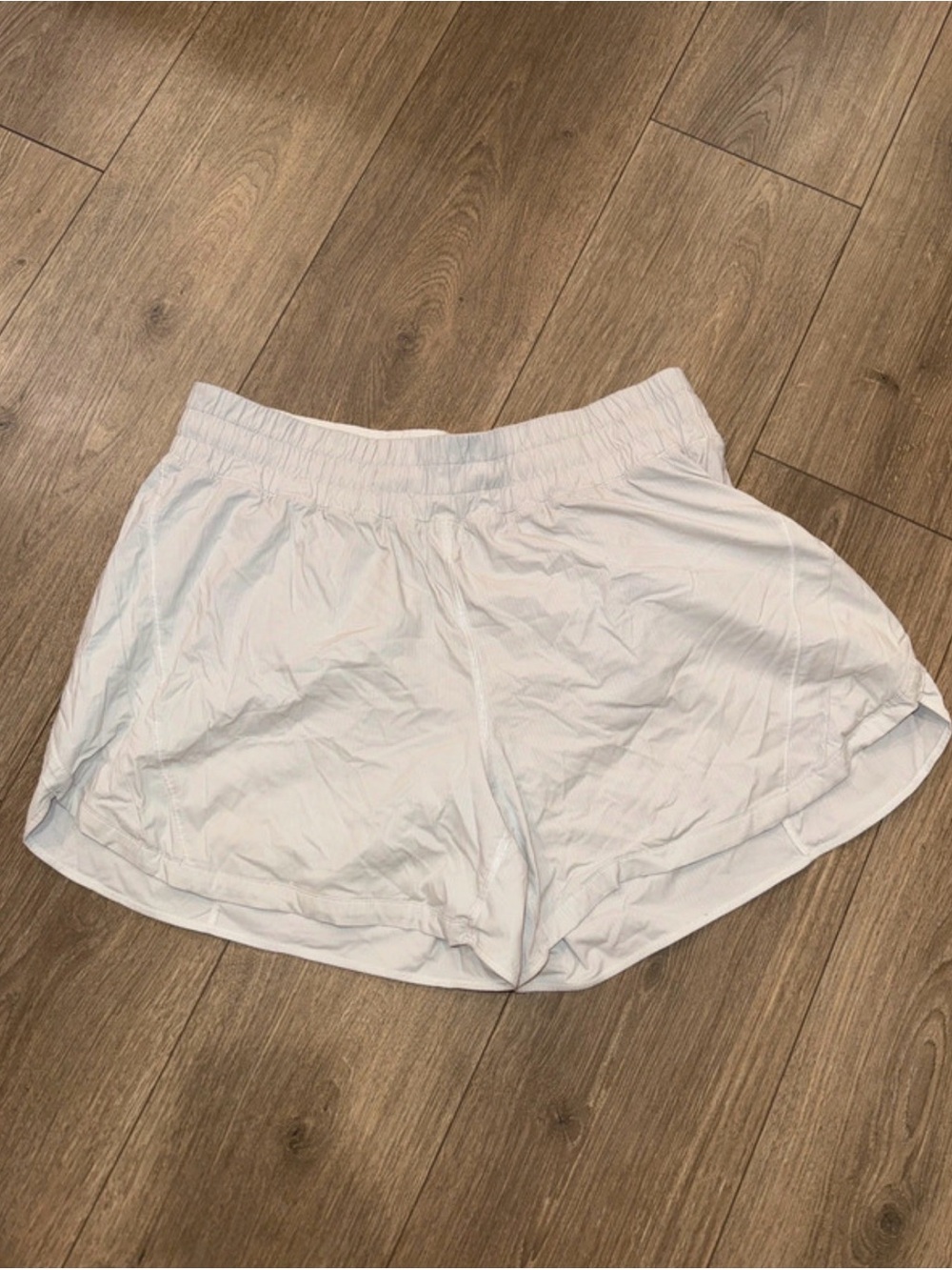 *NWOT Lululemon Hotty Hot Shorts 4”